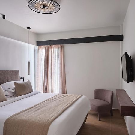 Loizos Stylish Residences Fira  Ngoại thất bức ảnh