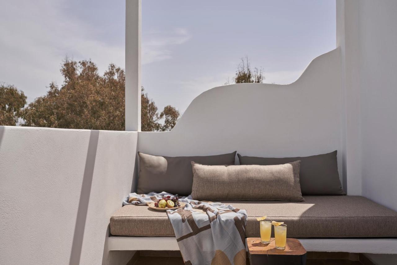 Loizos Stylish Residences Fira  Ngoại thất bức ảnh