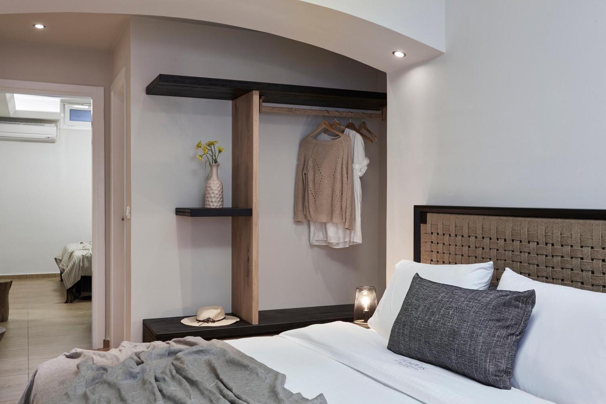 Loizos Stylish Residences Fira  Ngoại thất bức ảnh