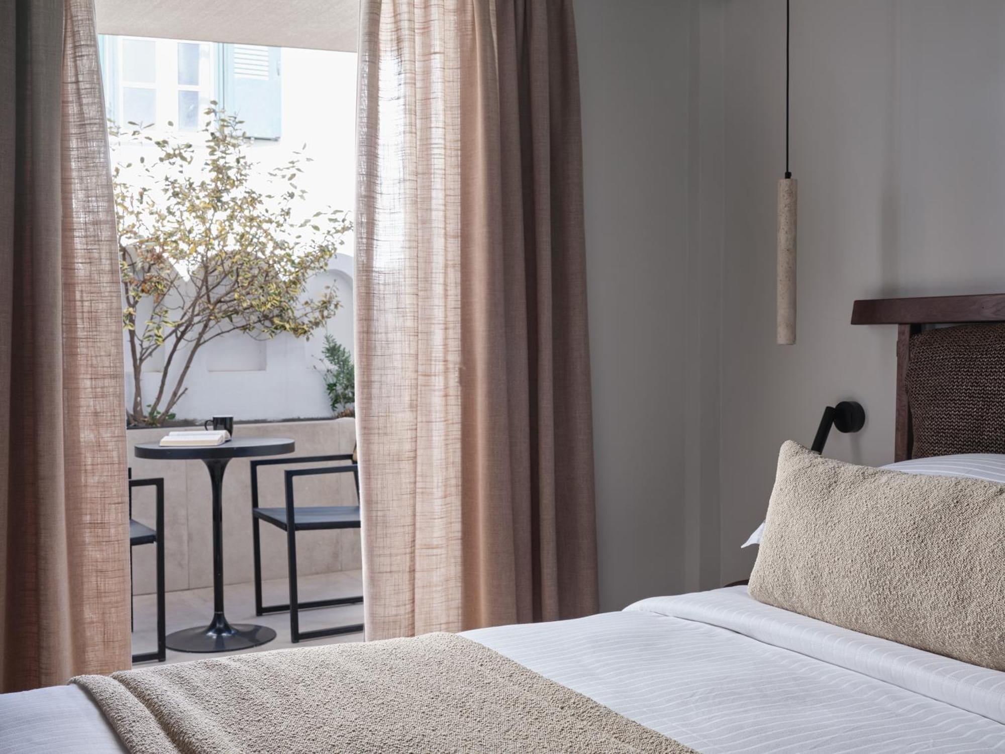 Loizos Stylish Residences Fira  Ngoại thất bức ảnh