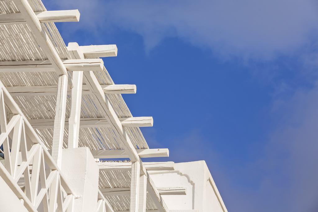 Loizos Stylish Residences Fira  Ngoại thất bức ảnh