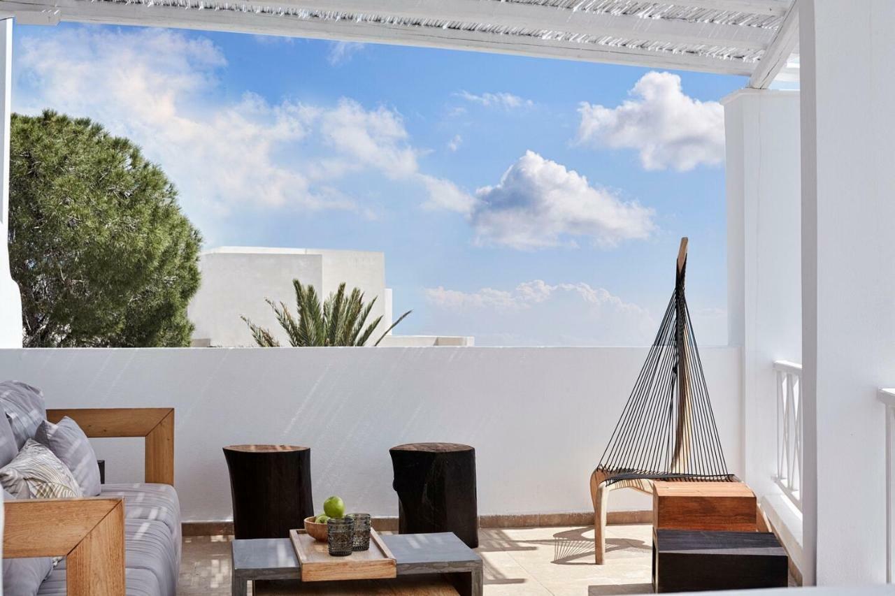 Loizos Stylish Residences Fira  Ngoại thất bức ảnh