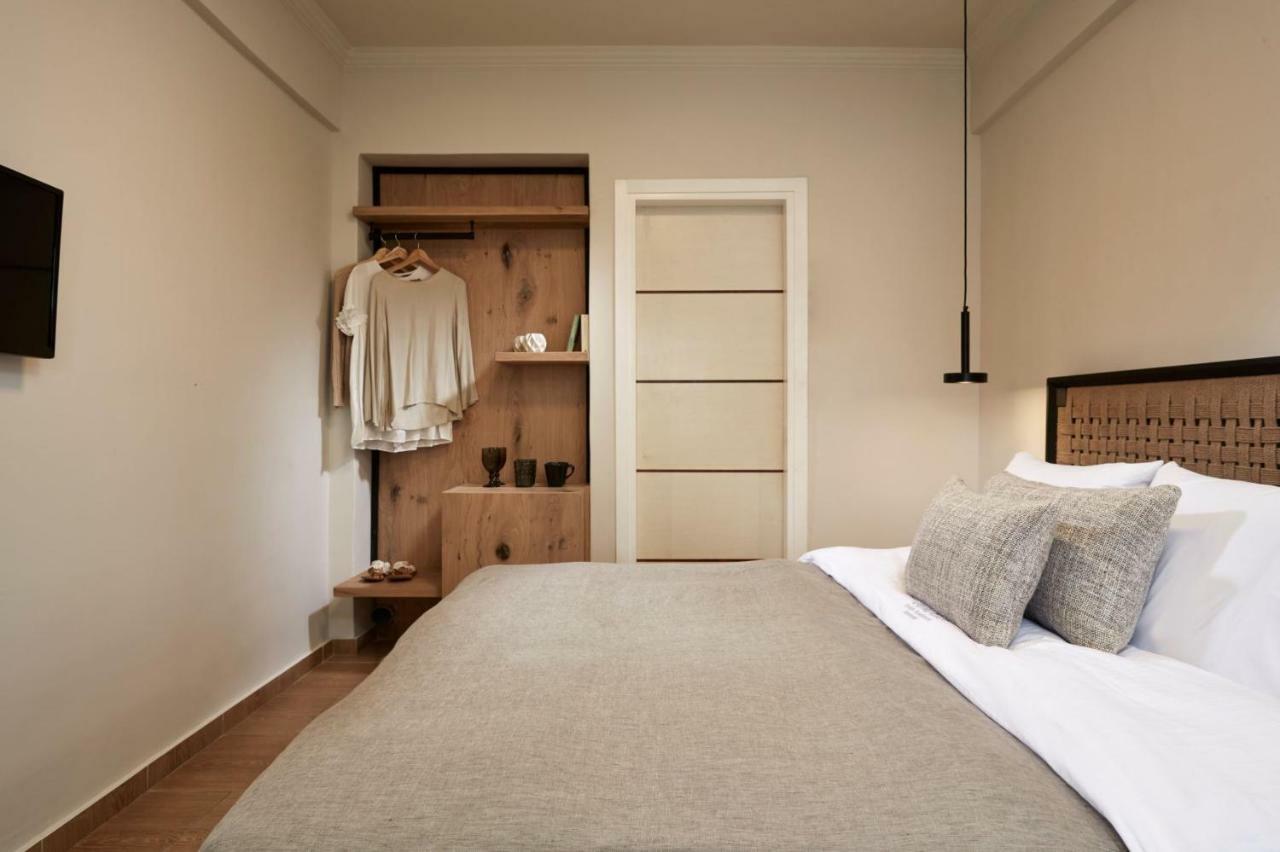 Loizos Stylish Residences Fira  Ngoại thất bức ảnh